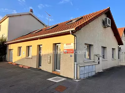 Immeuble, 146 m²