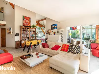 Maison, 241 m²