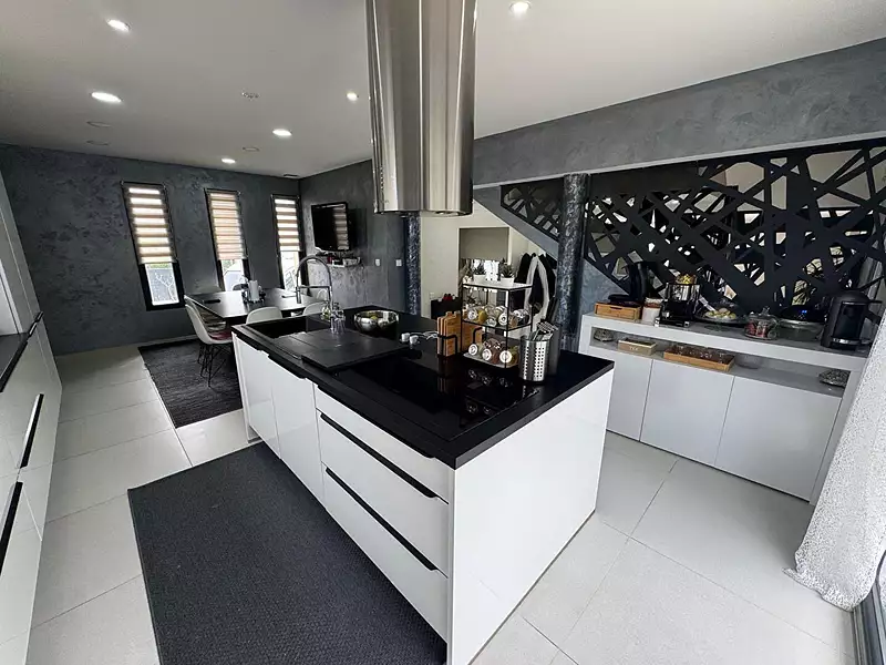 Maison, 160 m²