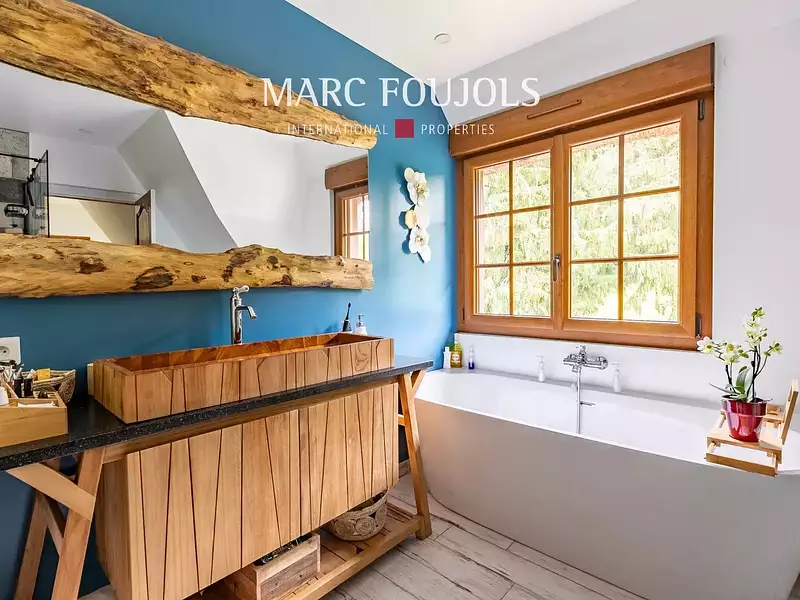 Maison, 240 m²