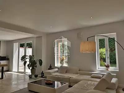 Maison, 180 m²