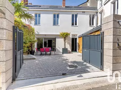Appartement, 197 m²