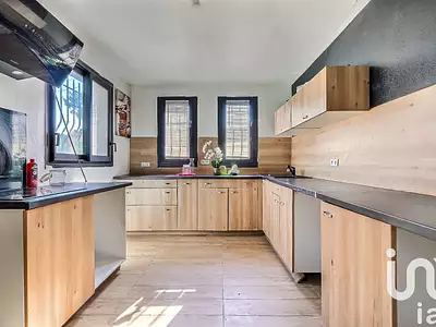 Maison, 175 m²