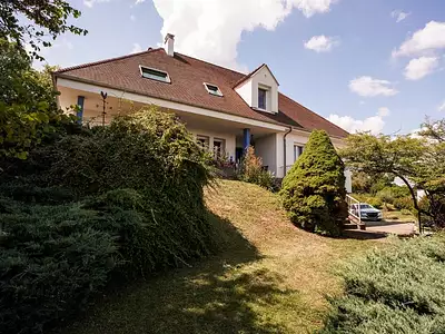 Maison, 246 m²