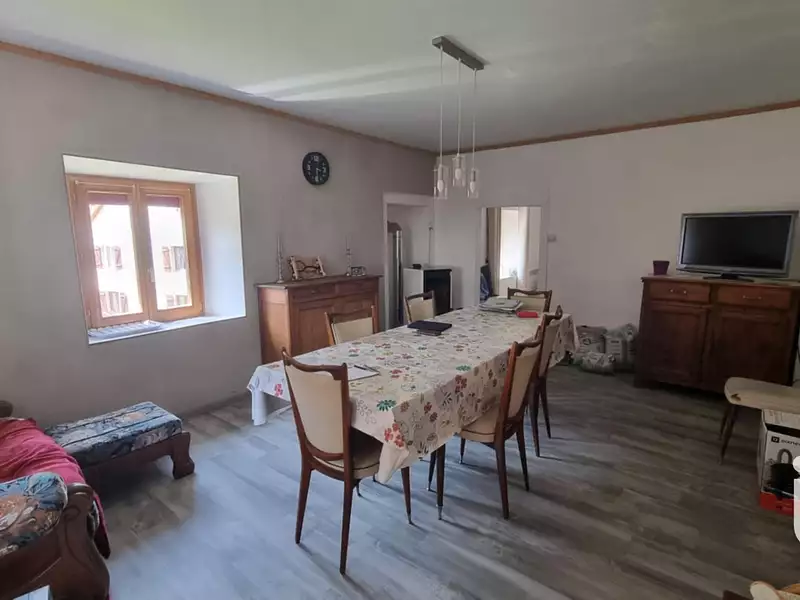 Maison, 98 m²