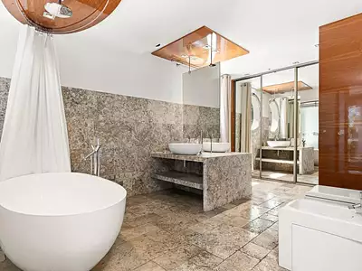 Maison, 245 m²