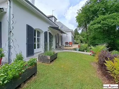 Maison, 181 m²