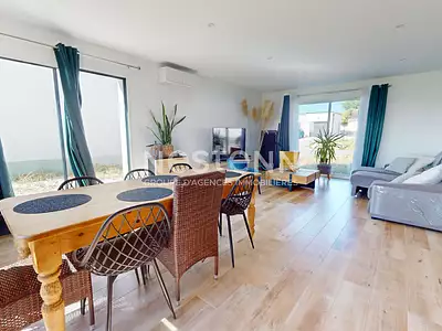 Maison, 93 m²