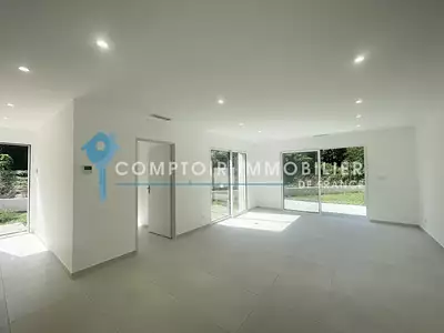 Maison, 83 m²