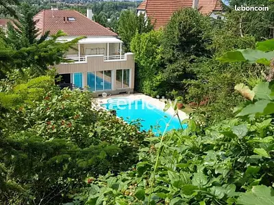 Maison, 235 m²