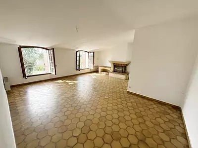 Maison, 330 m²