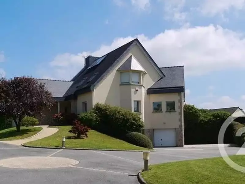 Maison, 243,47 m²