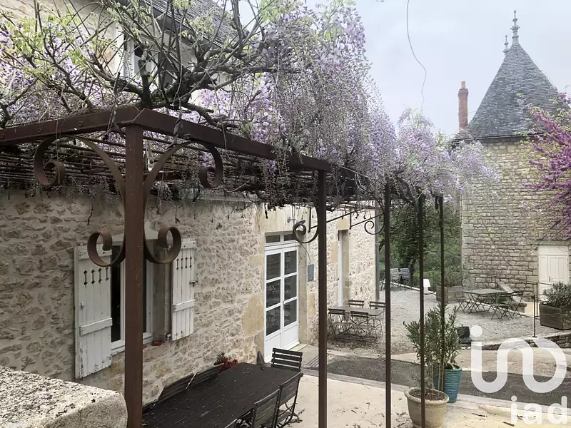 Maison, 1 500 m²