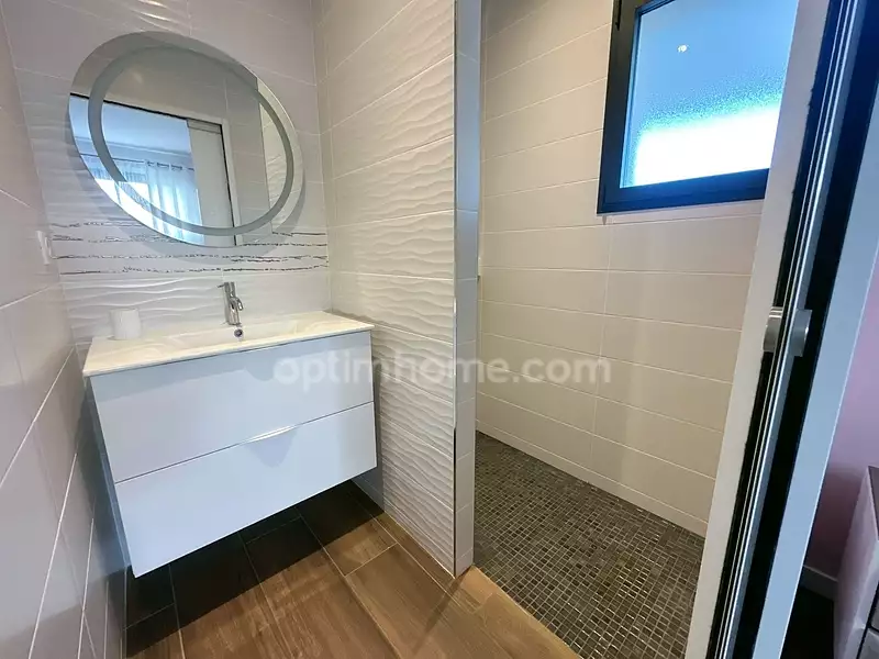 Maison, 180 m²