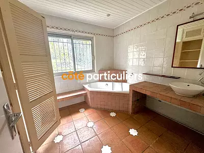 Maison, 210 m²