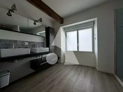 Maison, 248 m²