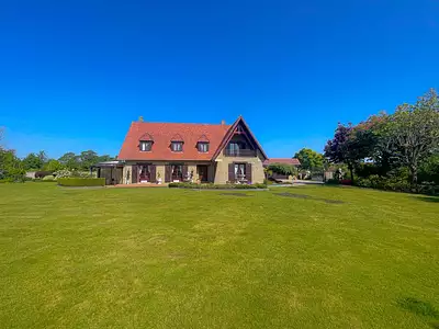 Maison, 295 m²