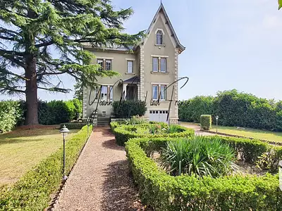 Maison, 233 m²