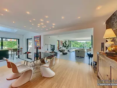 Maison, 270 m²