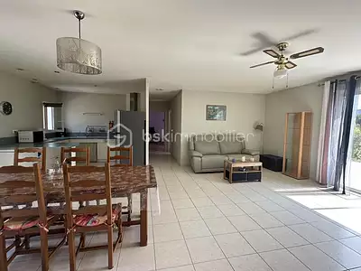 Maison, 97 m²