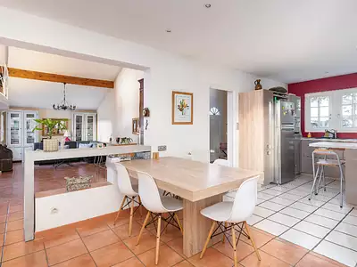 Maison, 186 m²