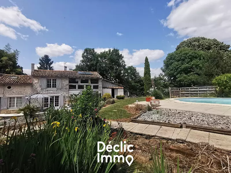 Maison, 207 m²