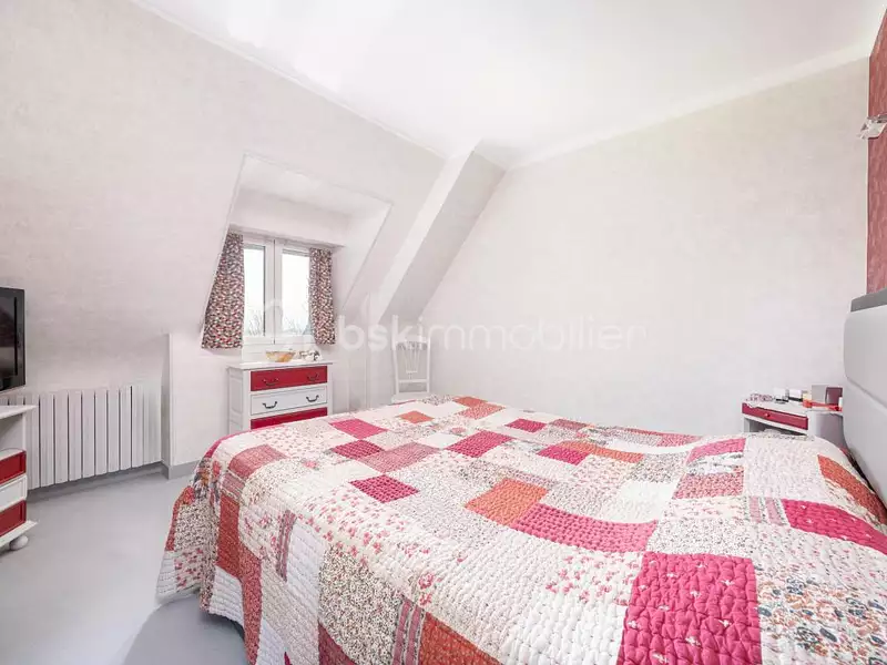 Maison, 218 m²