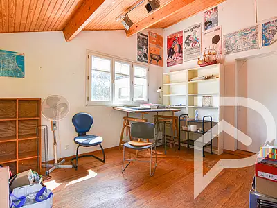 Maison, 242 m²