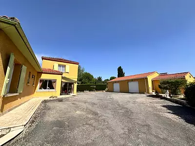 Maison, 180 m²