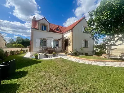 Maison, 170 m²