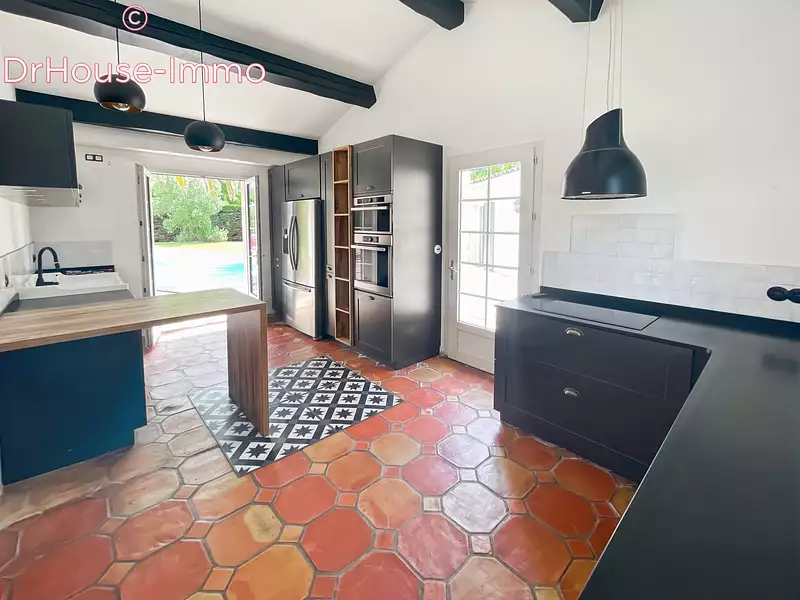 Maison, 180 m²