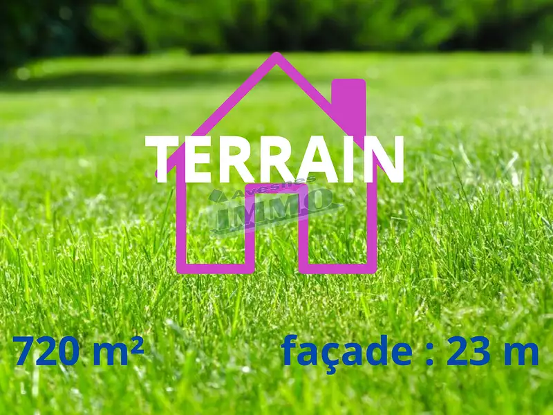Terrain, 720 m²