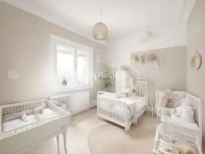 Maison, 281 m²