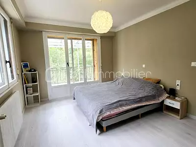 Maison, 180 m²