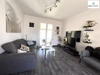 Maison, 77 m²