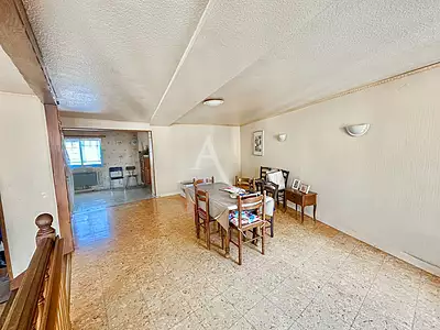 Immeuble, 155 m²