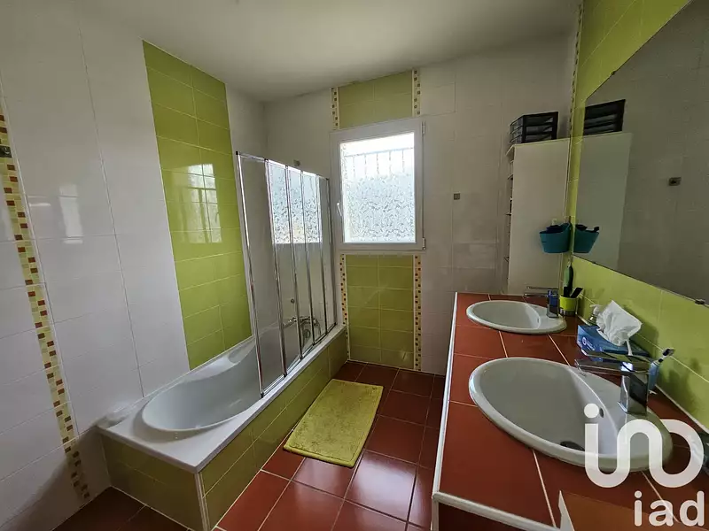 Maison, 200 m²