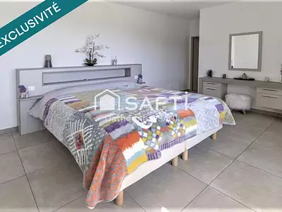 Maison, 156 m²