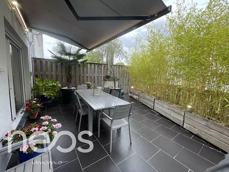 Maison, 198 m²