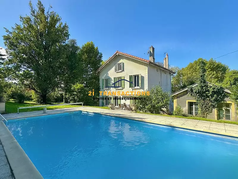 Maison, 285 m²