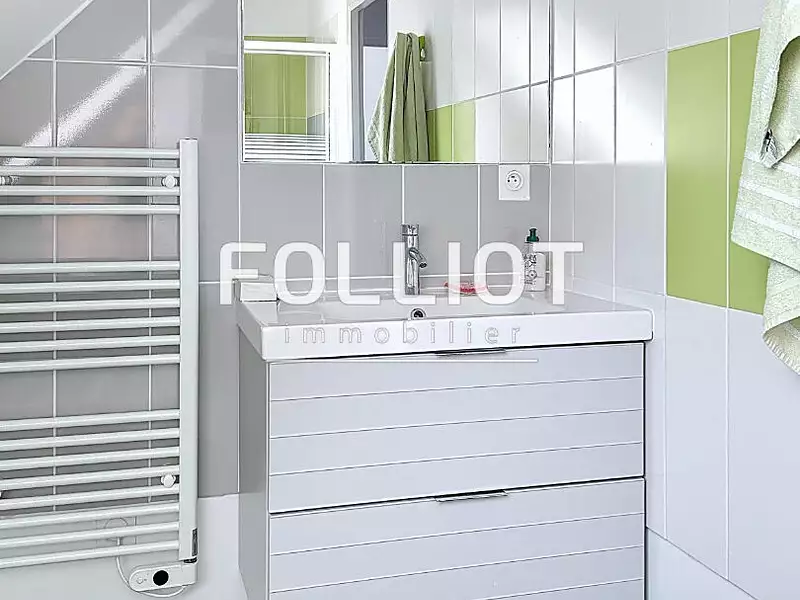 Maison, 102,05 m²