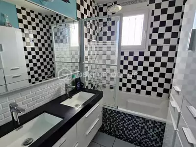 Maison, 109 m²