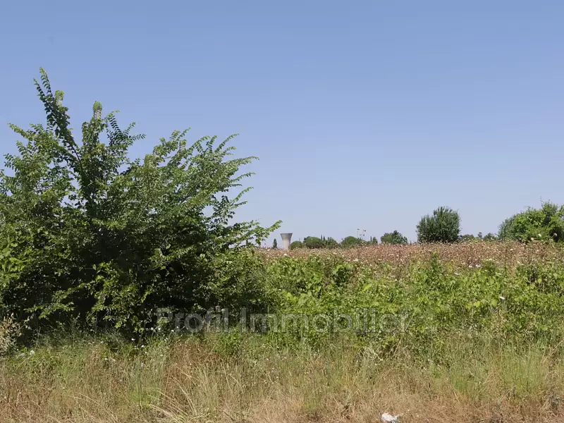 Terrain, 1 799 m²