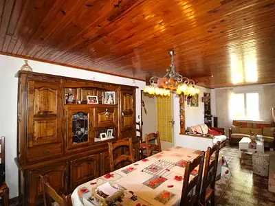 Maison, 167 m²