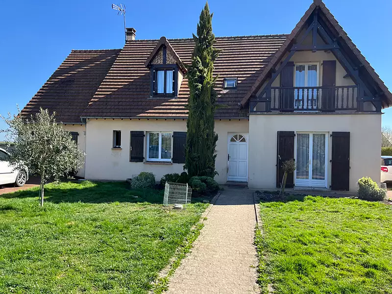 Maison, 195 m²