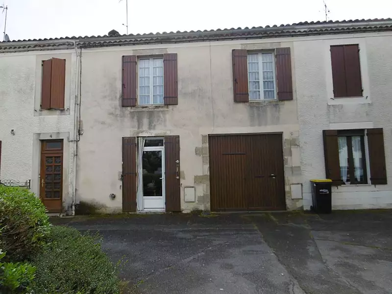 Maison, 99 m²