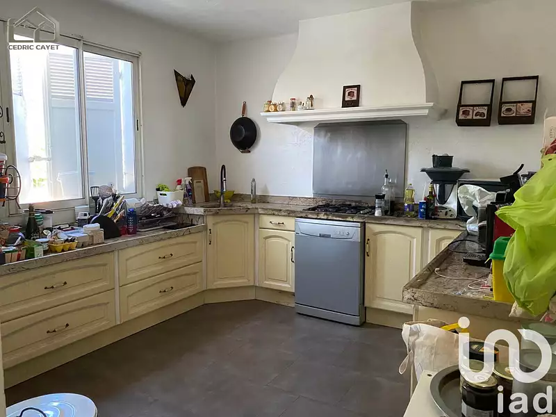 Maison, 305 m²