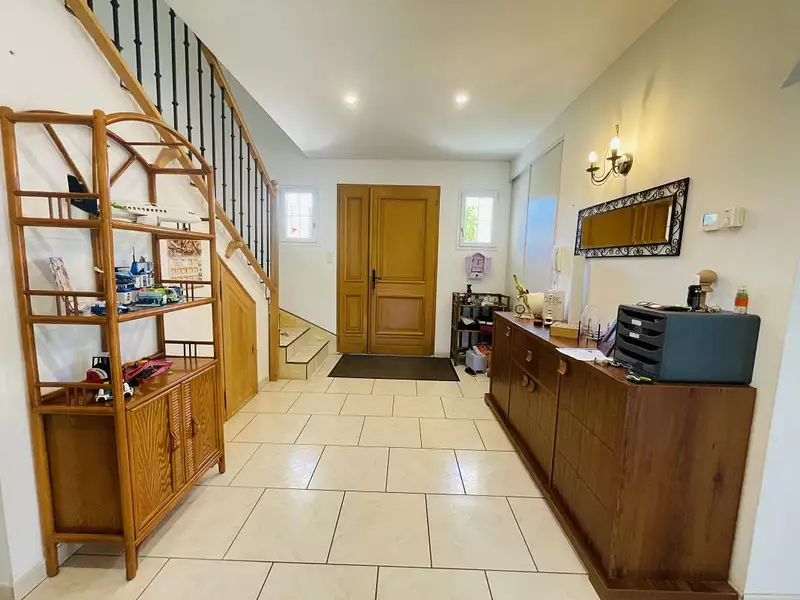 Maison, 232 m²