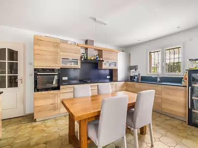 Maison, 181 m²