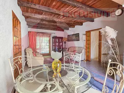 Maison, 325 m²